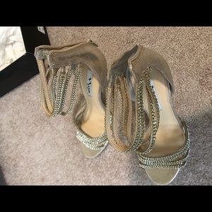 Nina shoes champagne color